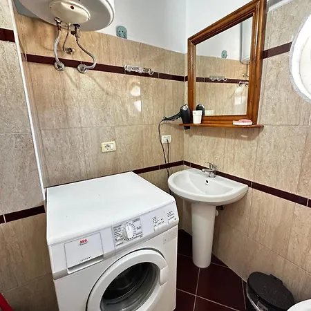 Romance Holiday Garden Apartman *