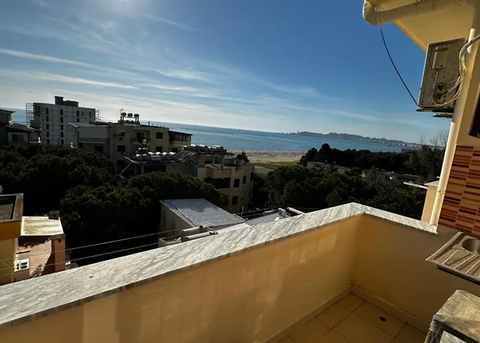 Romance Holiday Garden Durrës